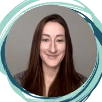 Photo of Dietitian Jeanette Kimszal Headshot with a blue green circle around it | Root Nutrition & Education